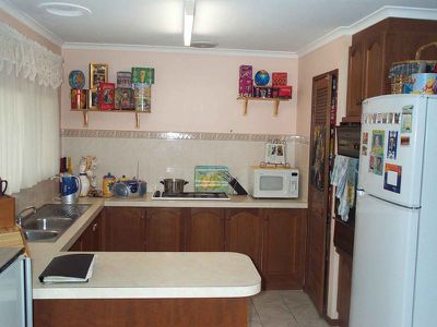 38 Heatherlea, Narre Warren