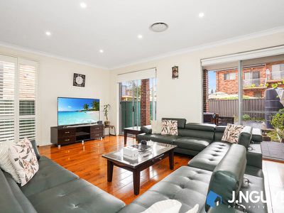 32A Rosina Street, Fairfield West