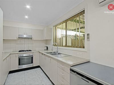 9/47 Mallacoota Street, Wakeley