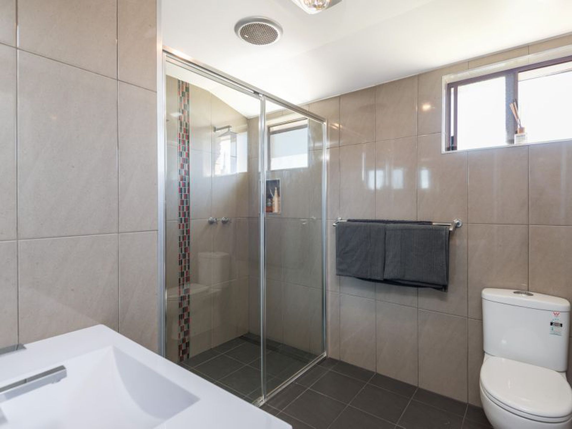 7 St John Grove, Hannans