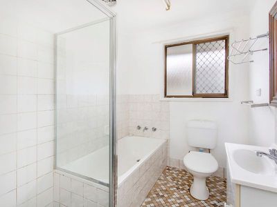 1 / 4 Lyne Street, Oak Flats