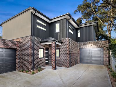 2 / 12 Rowan Drive, Doveton