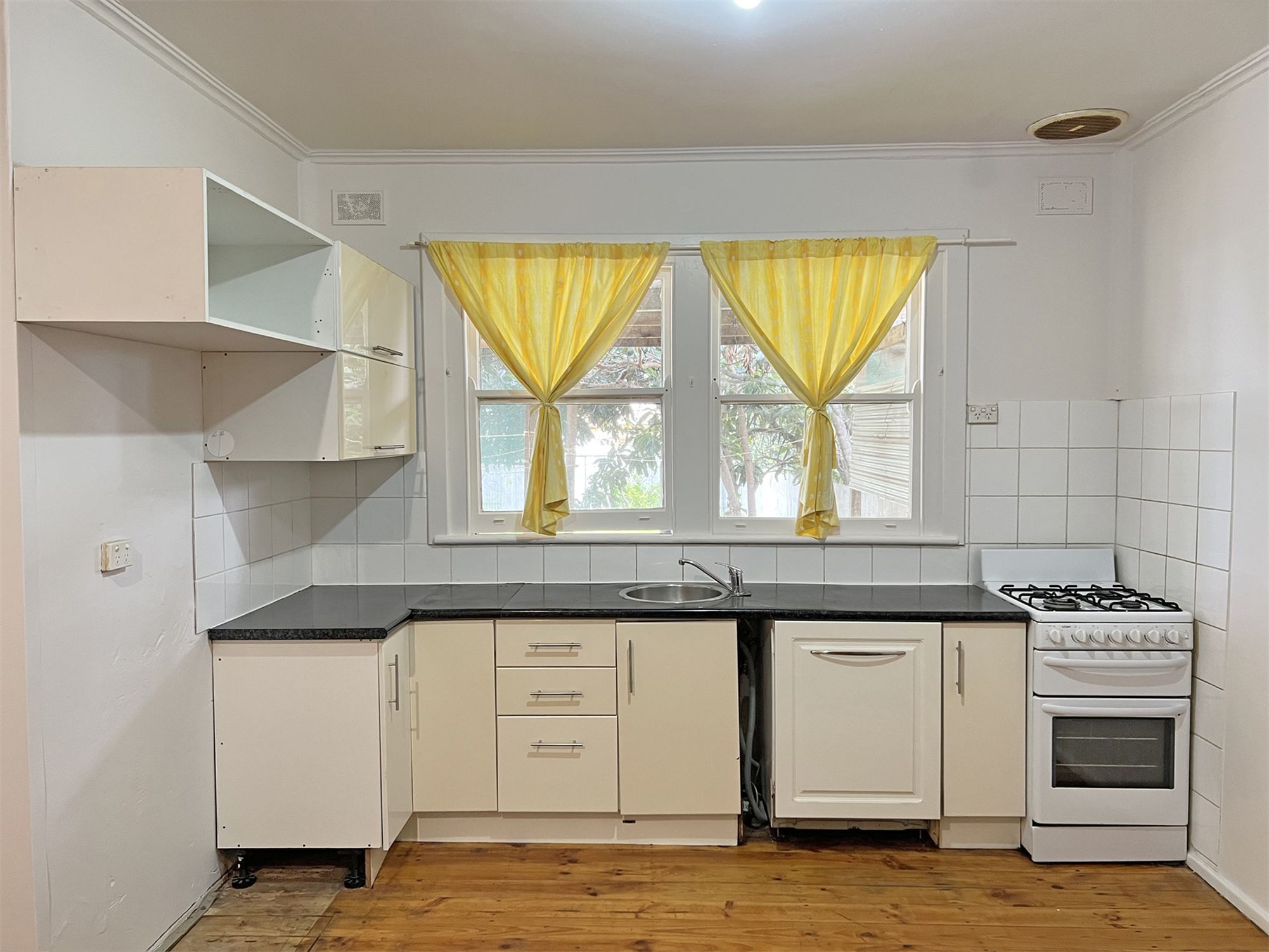 28 Cedar Avenue, Campbelltown