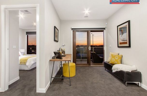 13 Naxos Road, Greenvale