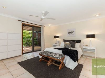 38 Casuarina Drive, Annandale