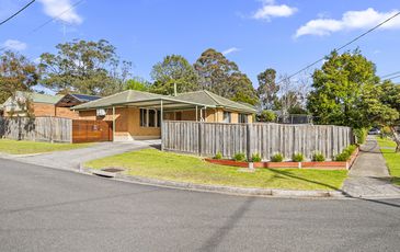 8 Mountfield Road, Kilsyth