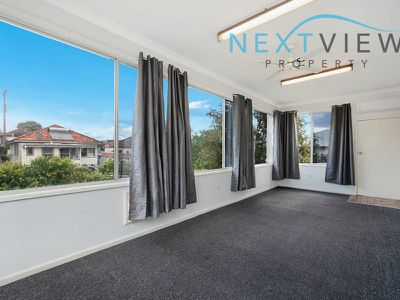 30 King Street, Waratah West