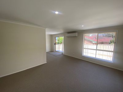 4A Kingfisher Place, Farmborough Heights