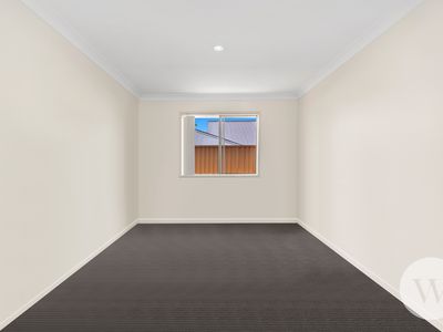  9 Elaine Place, Birkdale
