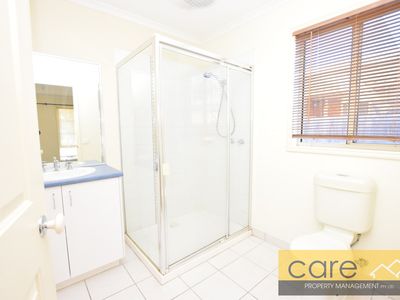 25 Breamlea Way, Cranbourne West
