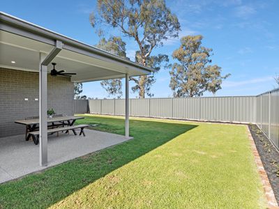 24 Blackwood Crescent, Yarrawonga