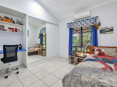 321 Beddington Road, Herbert