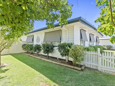 11 Scoullar Street, Finley