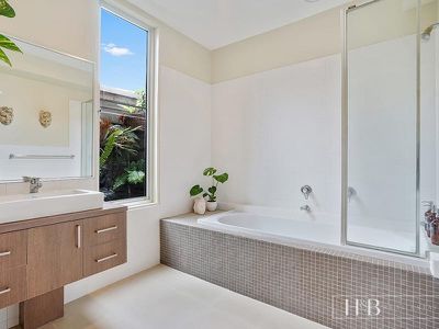 1A Lygon Street, Coburg