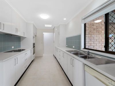 24 Toufik Street, Rochedale South