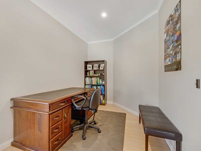 18 Sheridan Ct, Rutherglen