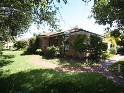 1B / 5-15 William Street, Botany