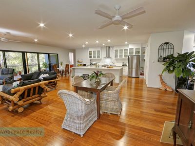 9 Ocean View Dr, Woodgate
