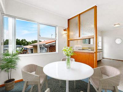1/305 Great North Road, Henderson