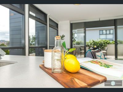 8-10 Park Avenue, Waitara