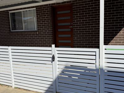 82GF St Johns Rd, Cabramatta
