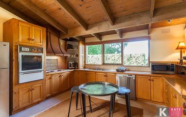 6 Medley Close, Harkaway