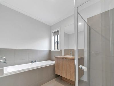 44 Clover Drive, Rockbank