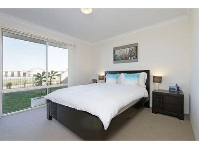 20 Terracina Parkway, Piara Waters