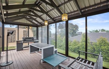 4 Mahon Avenue, Beaconsfield