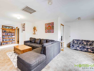9 Felstead Avenue, Horsham
