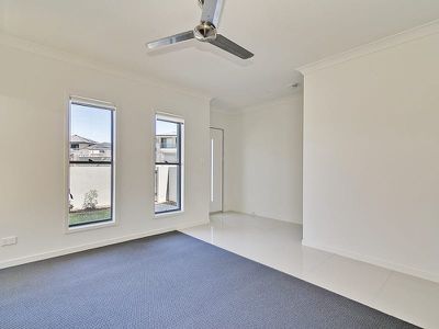L1102 Cooper Crescent, Rochedale