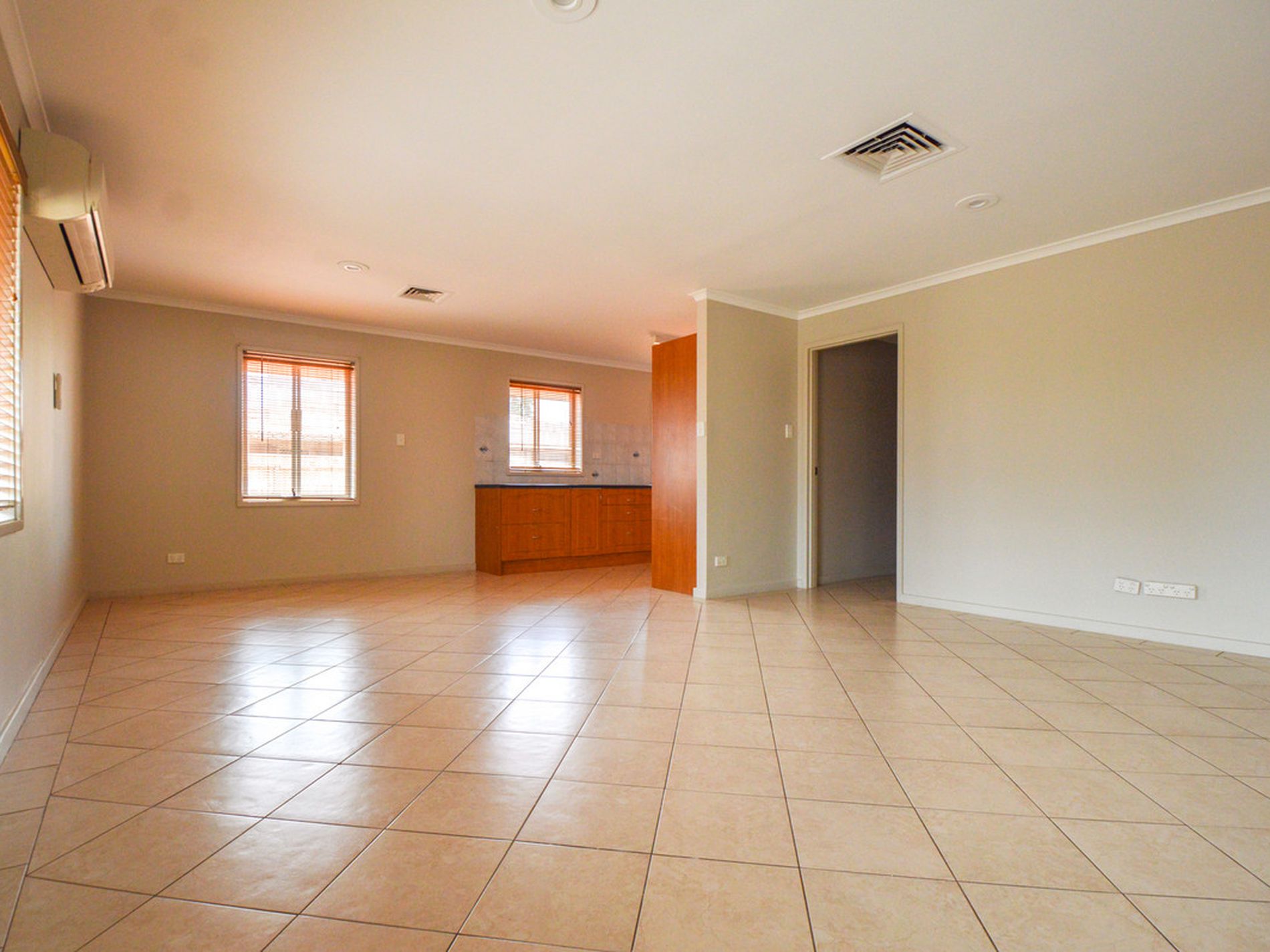 10 Lovell Way, South Hedland