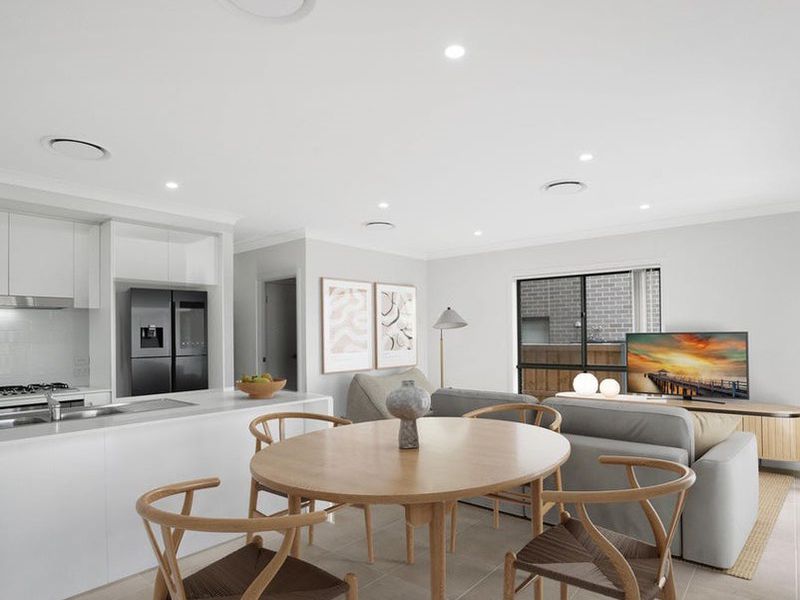 52 Batavia Ave., Leppington