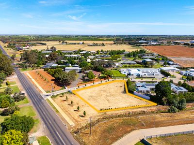 6 Orfeo Court, Griffith