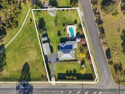 780 Montpelier Drive, The Oaks