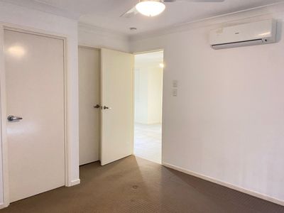 1 / 2a Groeschel Court, Goodna