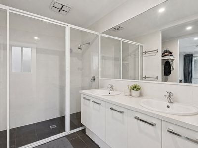 160 Gracefield Boulevard, Harrisdale
