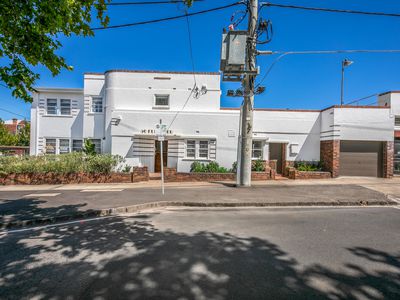 1 / 50 Fletcher Street, Essendon