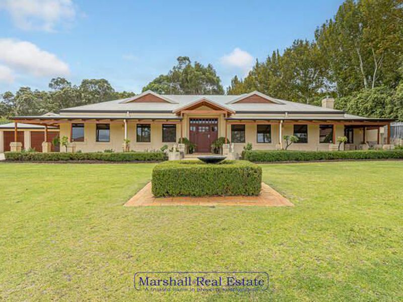 2 James Spiers Drive, Wanneroo