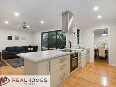 13 Melville Road, St Clair