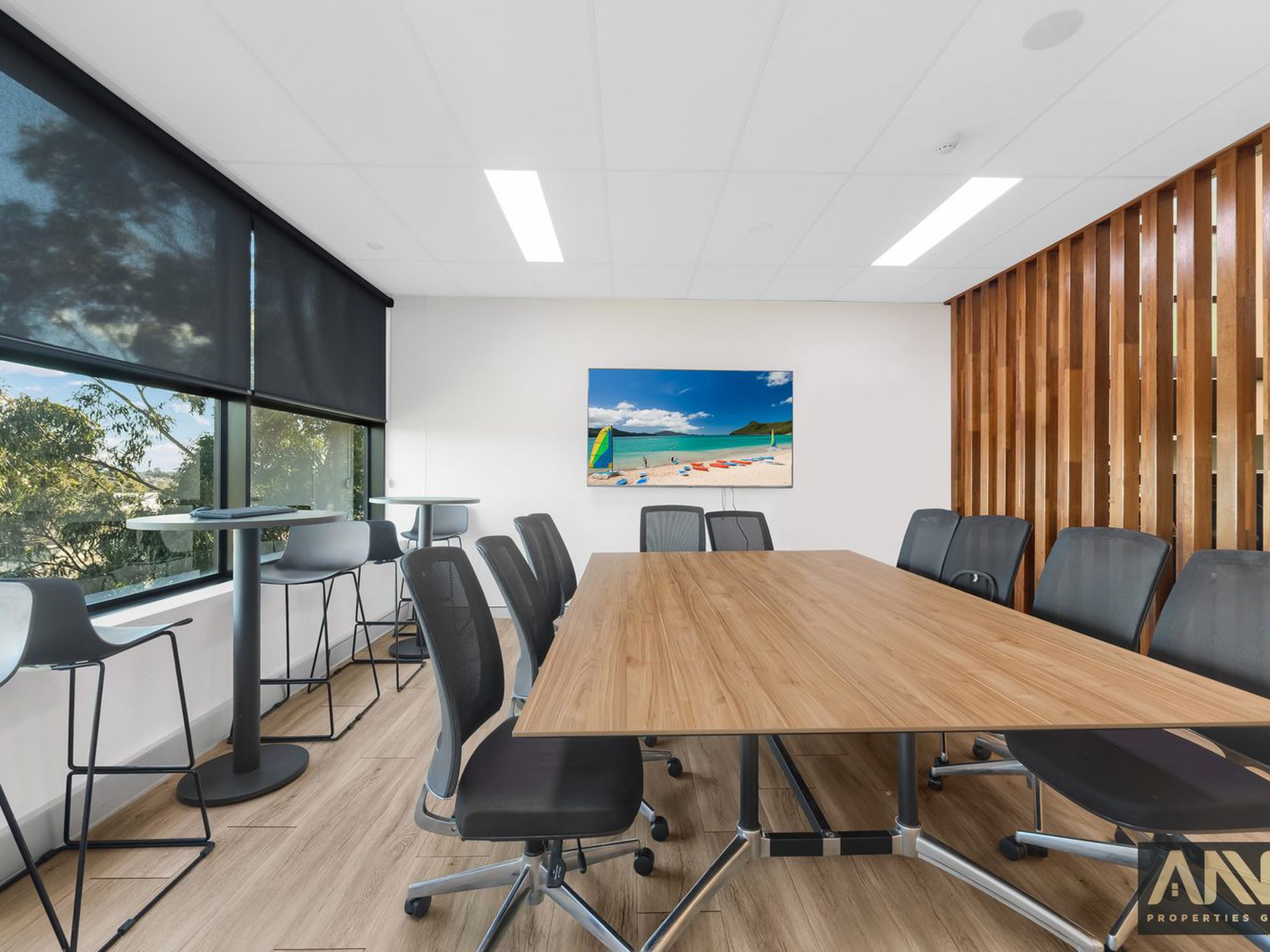 Tenanted Showroom and Office Investment Near Bella Vista Metro — image 12