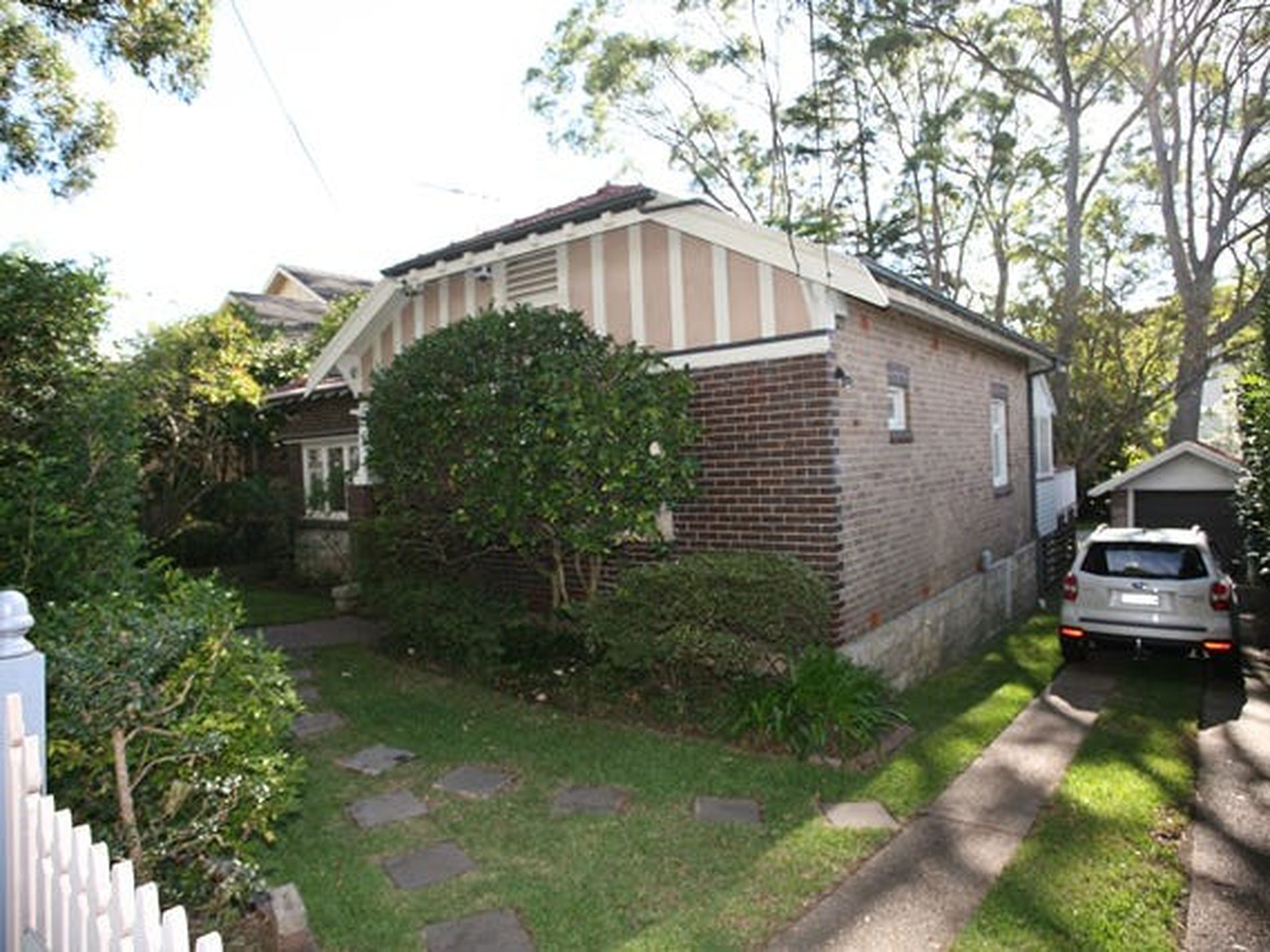 10 Greengate Road, Killara