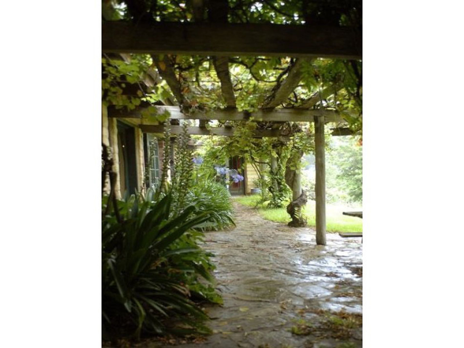 22 River Road, Brooman