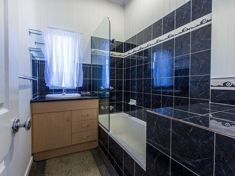 836 Sandgate Road, Clayfield