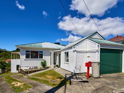 10 Carleton Terrace, Tawa