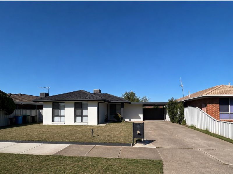14 Brooks Avenue, Shepparton
