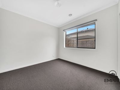 4 Sepia Street, Clyde North