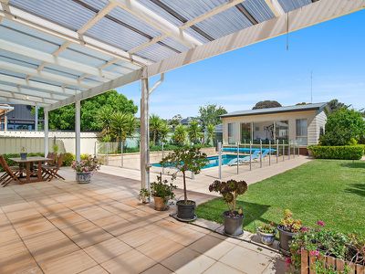 59 Avenue Road, Highgate
