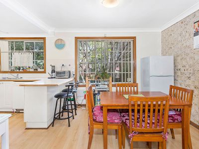 4 / 13 Bank Street, Wollongong