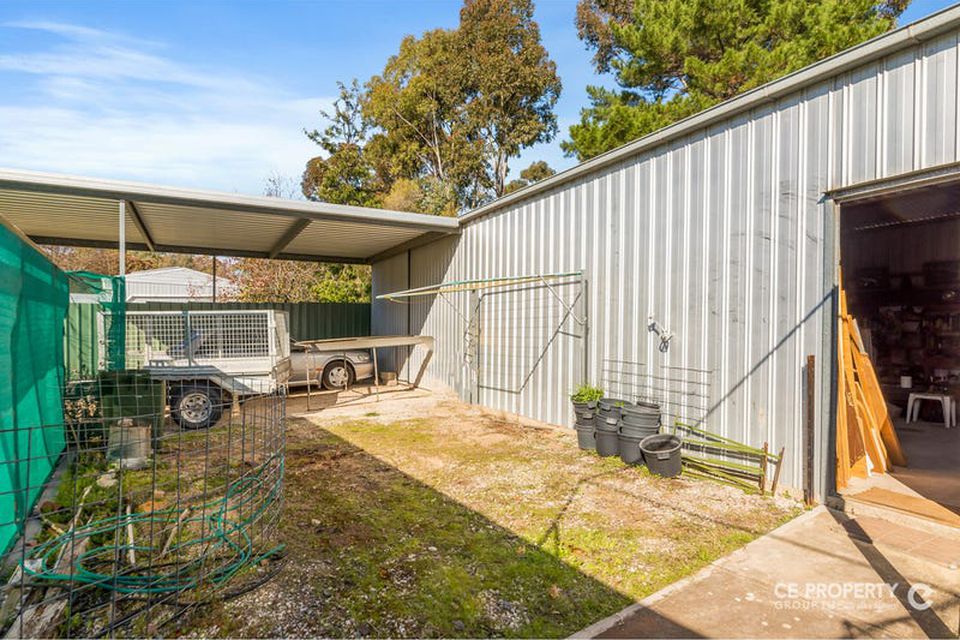 6 Myrtlebank Court, Williamstown